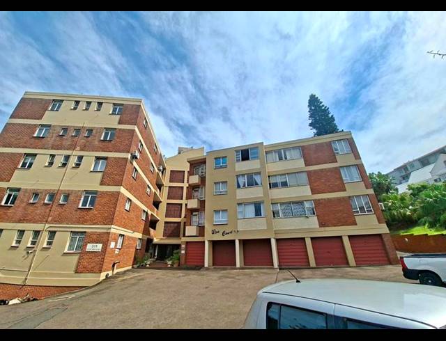 2 BEDROOM APARTMENT FOR SALE IN GLENWOOD